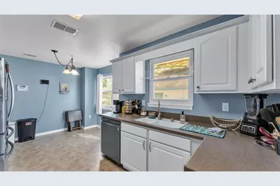 5249 Nichols Drive W, Lakeland, FL 33812 - Photo 10