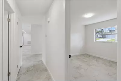 1528 Hallam Court S, Lakeland, FL 33813 - Photo 4