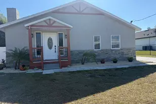 208 Center St, Auburndale, FL 33823 - Photo 1