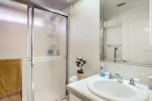 221 Golf Aire Blvd, Winter Haven, FL 33884 - Photo 32