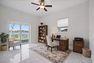 775 Christina Lake Dr, Lakeland, FL 33813 - Photo 12