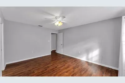 553 Villa Vista Boulevard, Lakeland, FL 33813 - Photo 18