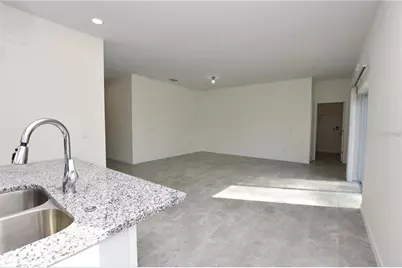 202 W Crescent Drive, Lakeland, FL 33805 - Photo 8