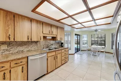 8512 Plantation Ridge Boulevard, Lakeland, FL 33809 - Photo 12