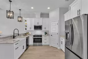 1165 Windjammer Dr, Lakeland, FL 33803 - Photo 16