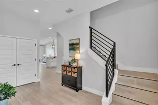 1165 Windjammer Dr, Lakeland, FL 33803 - Photo 4