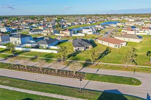 385 Quarry Rock Cir, Kissimmee, FL 34758 - Photo 26