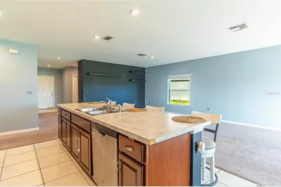 385 Quarry Rock Circle, Kissimmee, FL 34758 - Photo 6