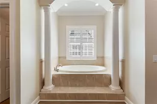 4848 Island Shores Ln, Lakeland, FL 33809 - Photo 32