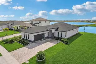 224 Valencia Ridge Dr, Auburndale, FL 33823 - Photo 1