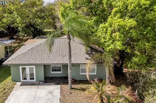 1339 Fairway Dr, Lakeland, FL 33801 - Photo 2