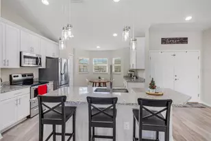 2352 Twin Lake View Rd, Winter Haven, FL 33881 - Photo 6