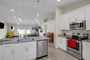 2352 Twin Lake View Rd, Winter Haven, FL 33881 - Photo 10