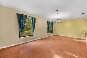 2610 Sprucewood Ln, Plant City, FL 33563 - Photo 6