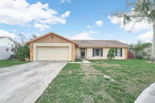 2610 Sprucewood Ln, Plant City, FL 33563 - Photo 1