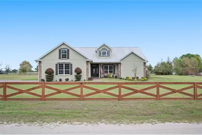 3212 E Merrin Road, Plant City, FL 33567 - Photo 1