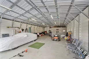 3212 E Merrin Rd, Plant City, FL 33567 - Photo 48