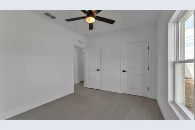 2438 4th Street NE, Winter Haven, FL 33881 - Photo 16