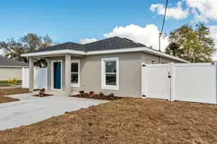 2438 4th St NE, Winter Haven, FL 33881 - Photo 2