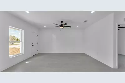 2438 4th Street NE, Winter Haven, FL 33881 - Photo 10