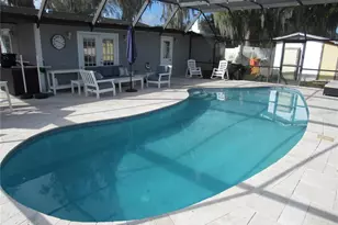 330 Moccasin Hollow Rd, Lithia, FL 33547 - Photo 32