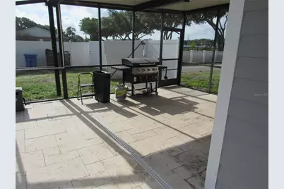 330 Moccasin Hollow Road, Lithia, FL 33547 - Photo 6