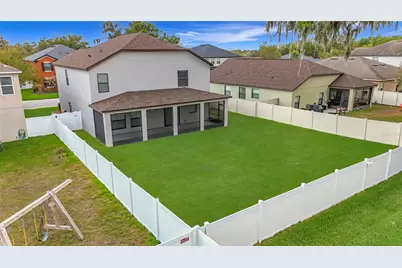 313 Oak Landing Drive, Mulberry, FL 33860 - Photo 2