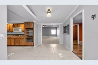 5239 Spring Creek Drive, Lakeland, FL 33811 - Photo 32