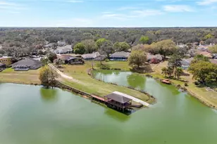 1603 Sir Henrys Trail, Lakeland, FL 33809 - Photo 38