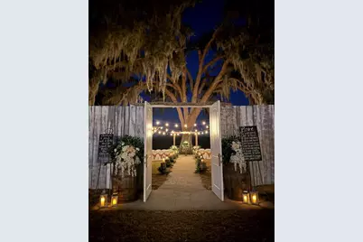 15300 Lake Iola Road, Dade City, FL 33523 - Photo 2