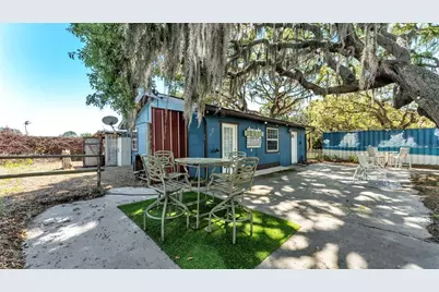 15300 Lake Iola Road, Dade City, FL 33523 - Photo 32