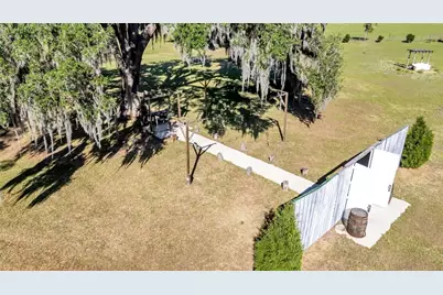 15300 Lake Iola Road, Dade City, FL 33523 - Photo 18