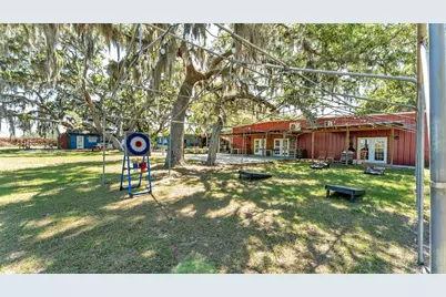 15300 Lake Iola Road, Dade City, FL 33523 - Photo 12