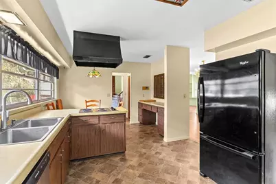 15300 Lake Iola Road, Dade City, FL 33523 - Photo 52