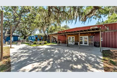 15300 Lake Iola Road, Dade City, FL 33523 - Photo 10