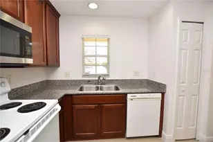 5410 River Rock Rd, Lakeland, FL 33809 - Photo 4