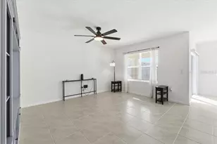 4969 Foxglove Cir, Lakeland, FL 33811 - Photo 8