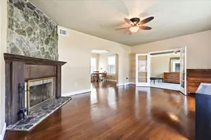 624 Avenue A NE, Winter Haven, FL 33881 - Photo 2