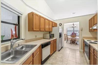 6307 Egret Drive, Lakeland, FL 33809 - Photo 8