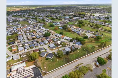 2363 Sea Island Circle S, Lakeland, FL 33810 - Photo 32