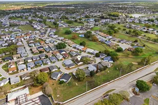 2363 Sea Island Circle S, Lakeland, FL 33810 - Photo 32