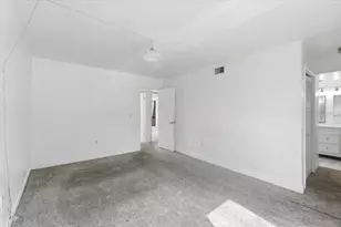 1836 N Crystal Lake Dr, Lakeland, FL 33801 - Photo 26