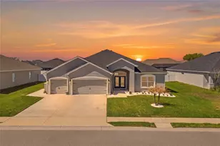 6847 Treymont Dr, Lakeland, FL 33813 - Photo 1