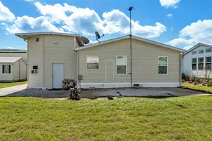 5248 Island View Cir S, Polk City, FL 33868 - Photo 32