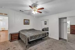 5248 Island View Cir S, Polk City, FL 33868 - Photo 18