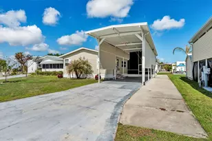 5248 Island View Cir S, Polk City, FL 33868 - Photo 2