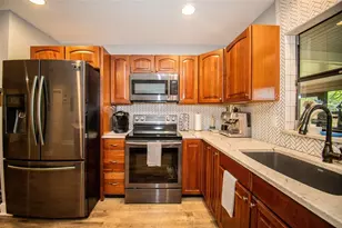 4914 Liberty Ln, Lakeland, FL 33813 - Photo 10