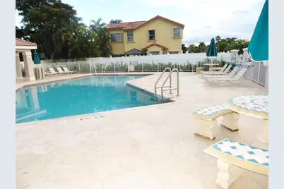 510 SW 181st Way, Pembroke Pines, FL 33029 - Photo 40