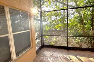 510 SW 181st Way, Pembroke Pines, FL 33029 - Photo 32