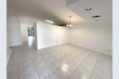 510 SW 181st Way, Pembroke Pines, FL 33029 - Photo 10